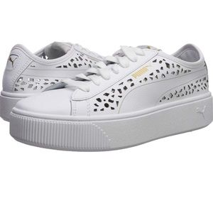 PUMA Vikky Platform Fashion Sneaker